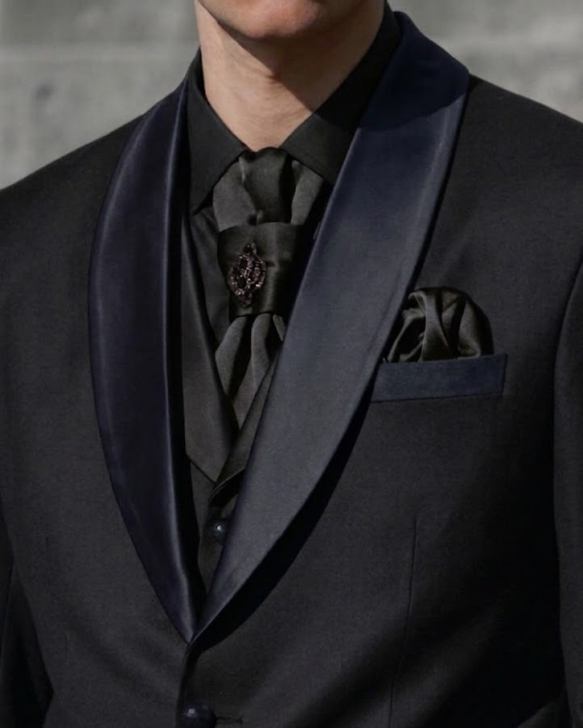 Lofty Luxe LL9 Muse 3-piece Suit Black
